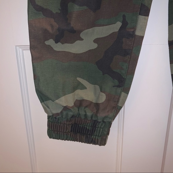 aritzia camo jogger pant - Picture 8 of 8